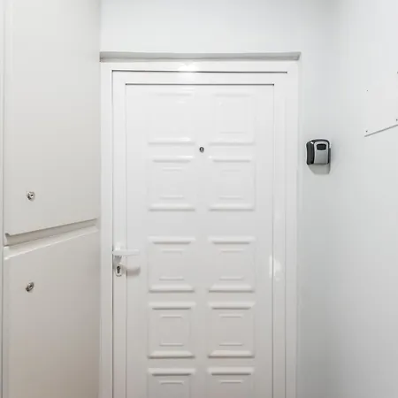 Apartman Pazari I Ri - Self Check-in - Fast Wifi - Late Check-out Tirana