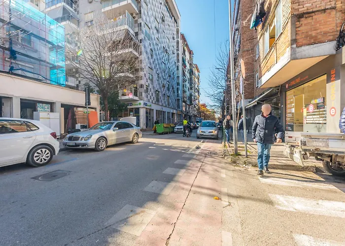 Pazari I Ri - Self Check-in - Fast Wifi - Late Check-out تيرانا